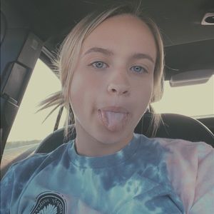 Meet your Posher, Annette